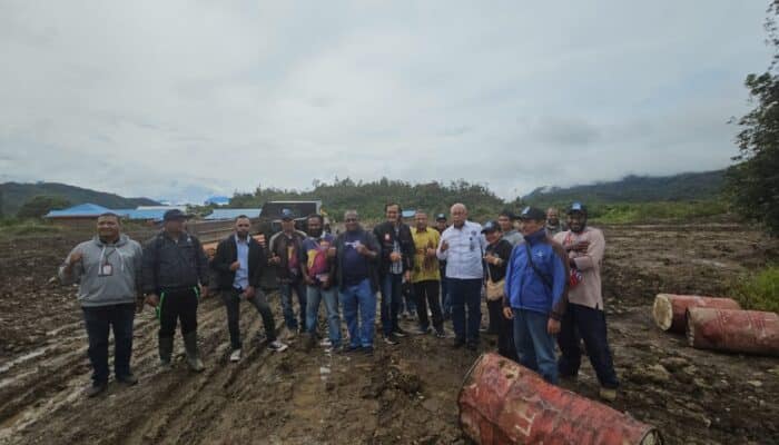 Bupati Spei Warning Kontraktor Harus Selesaikan Pembangunan Gedung Universitas Okmin Papua Rampung Tepat Waktu